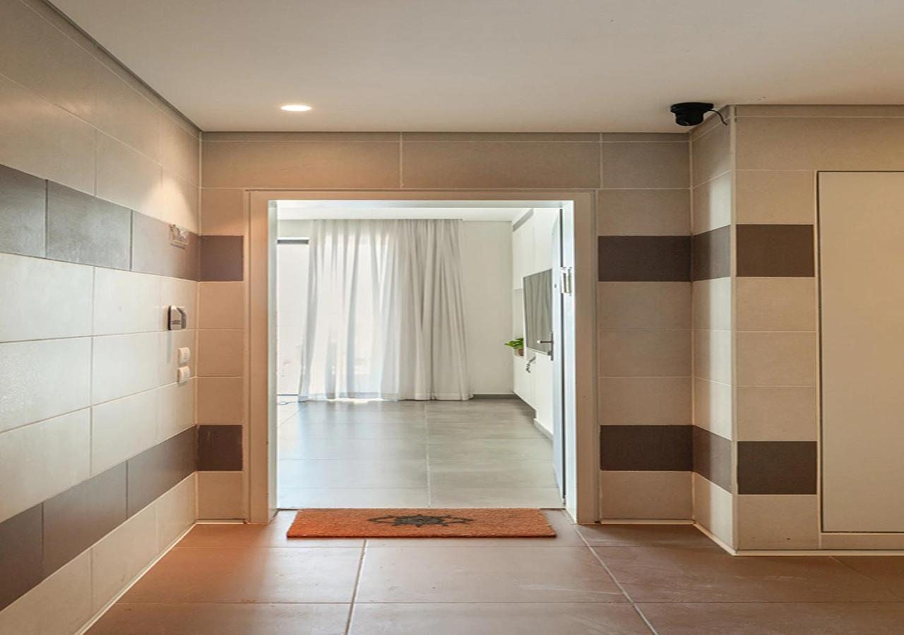 Oַ&O Group- Luxury Penthouse Jacuzzi Sea 36 Floor Apartman Bat Jám Kültér fotó